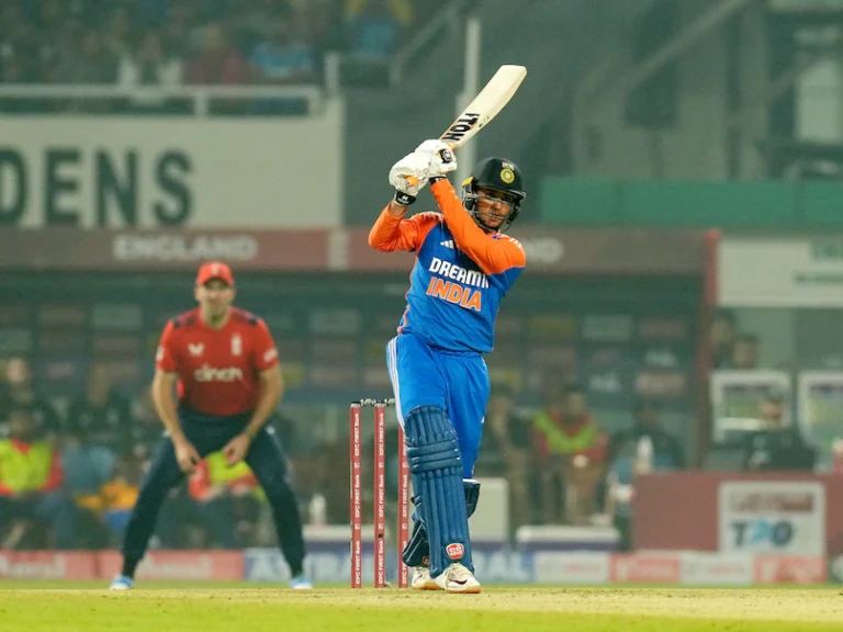 England की बड़ी हार पर Jos Buttler ने की Abhishek की Ball-Striking की तारीफ